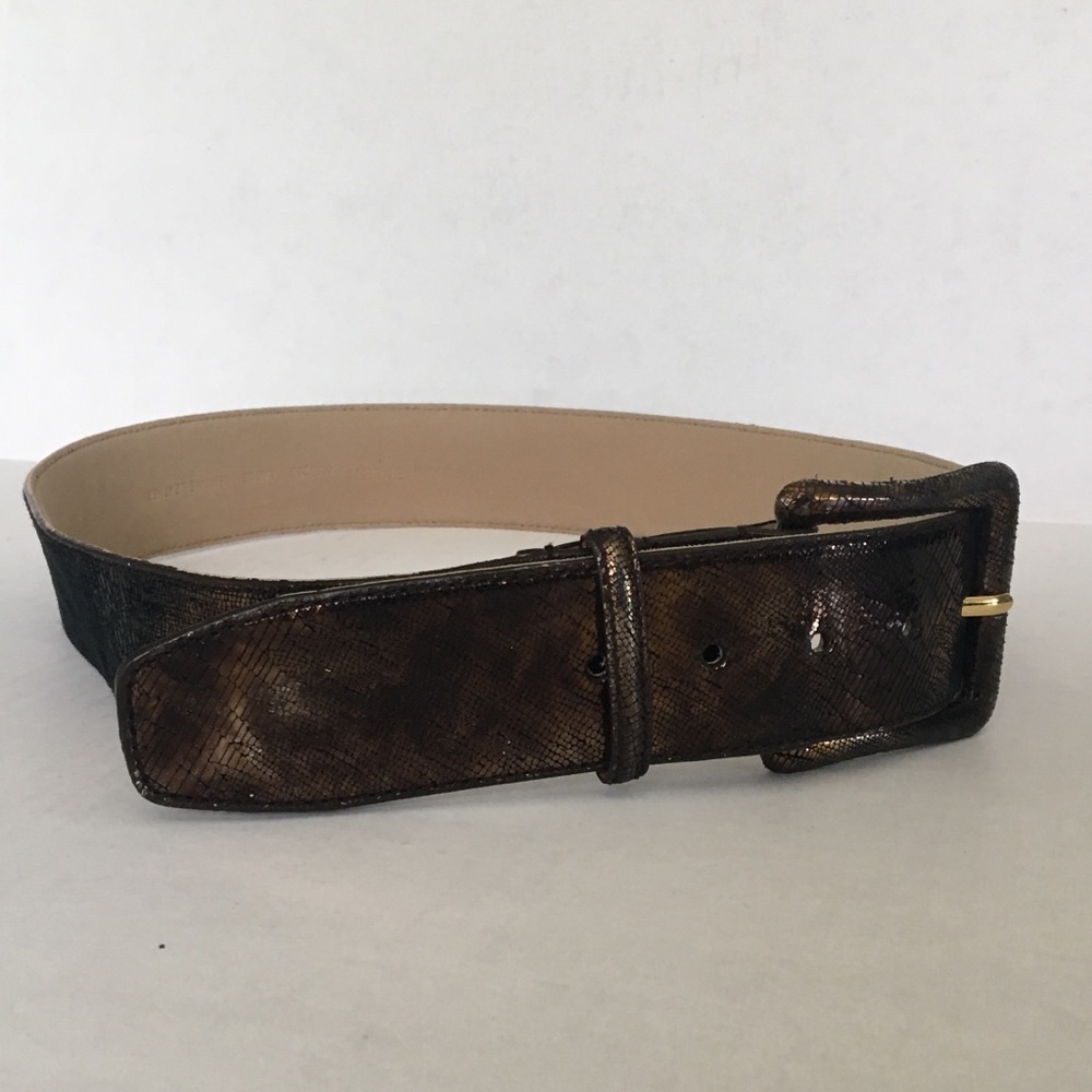Anne Klein genuine leather reptile skin belt. LG